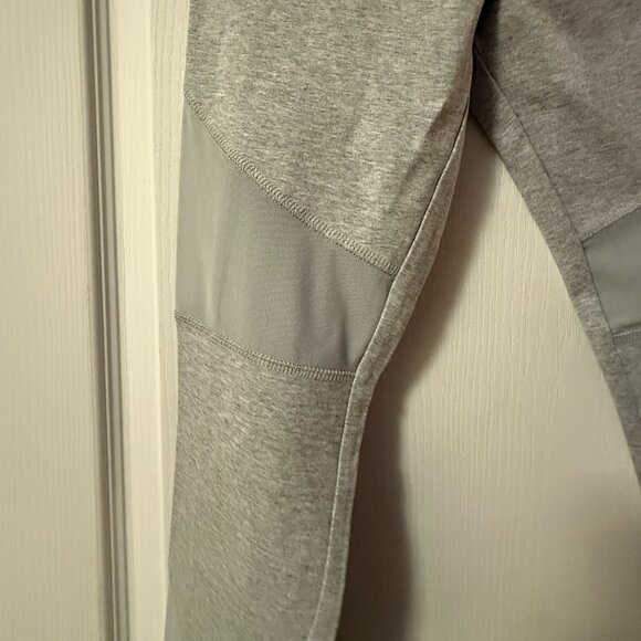 ⭐️ $5, spend over $20 - Forever 21 Sheer Mesh Inset Ribbed Leggings in Grey - Picture 5 of 12